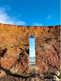 Monolith_England.JPG
